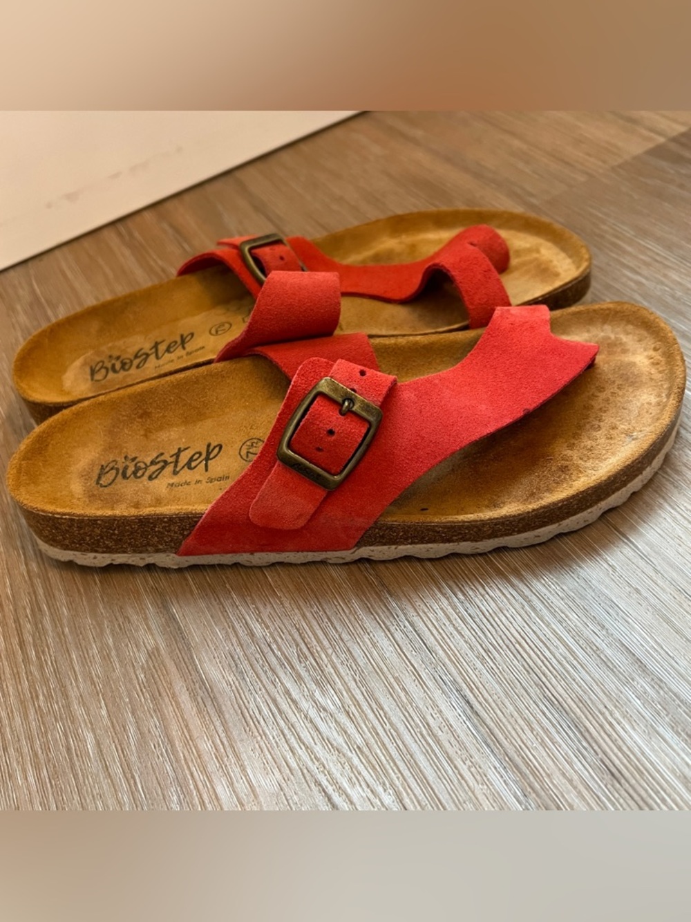 Biostep Red Suede Buckle Sandals Size 7.5 Comfort Cork Footbed leather
